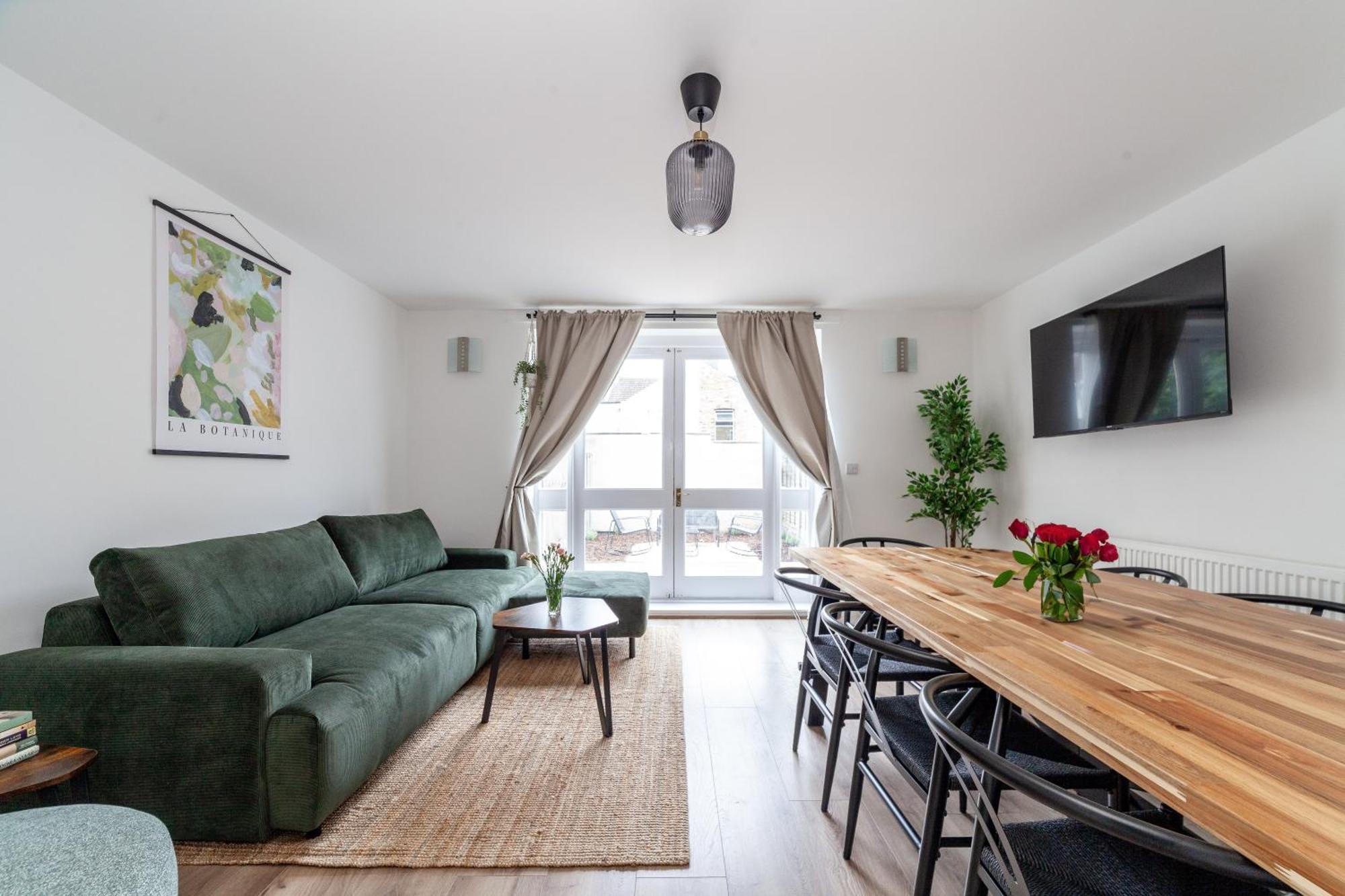 Holiday home Arte Stays: Spacious Garden House In Stratford With Free Parking