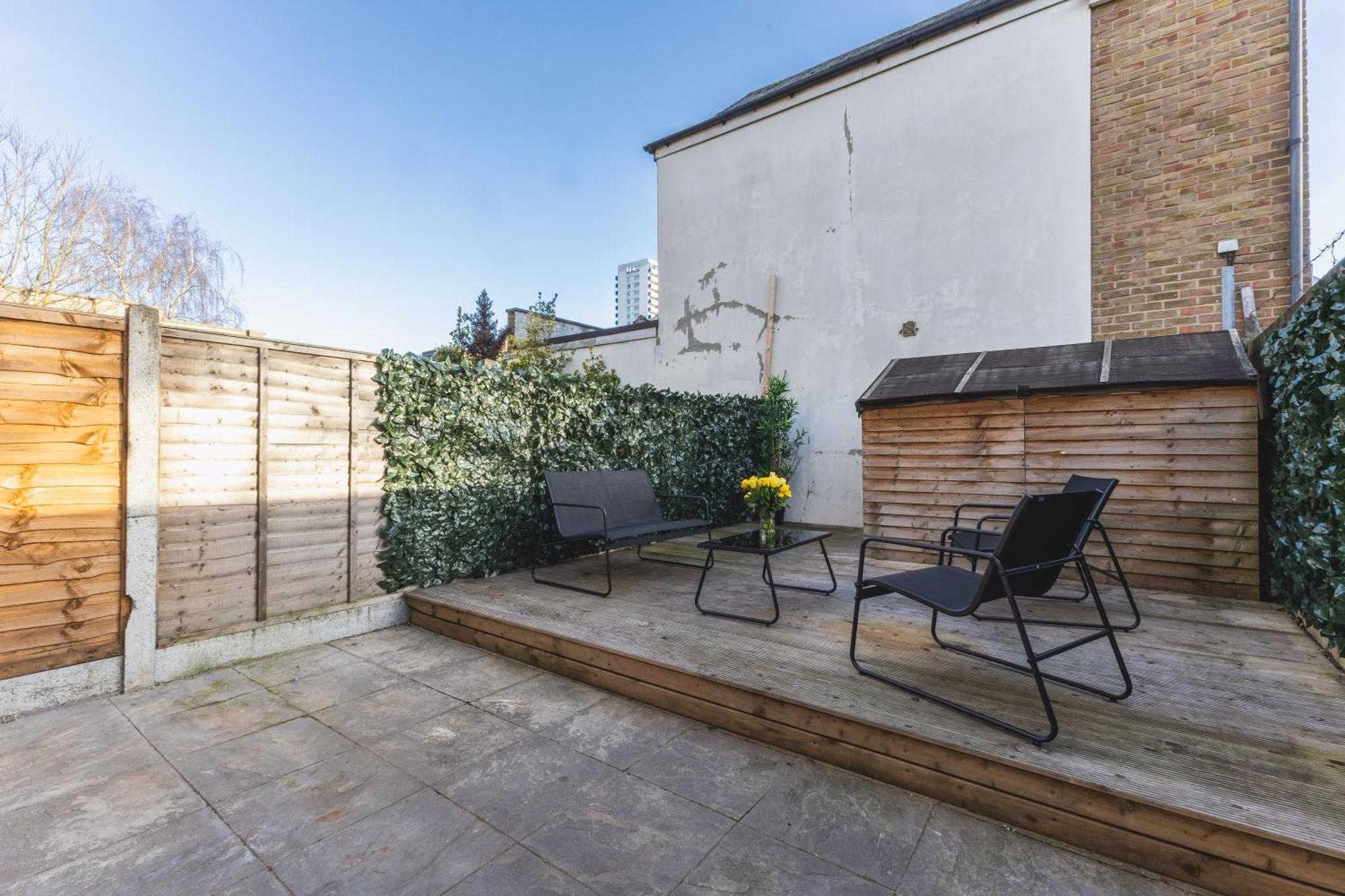 Holiday home Arte Stays: Spacious Garden House In Stratford With Free Parking London