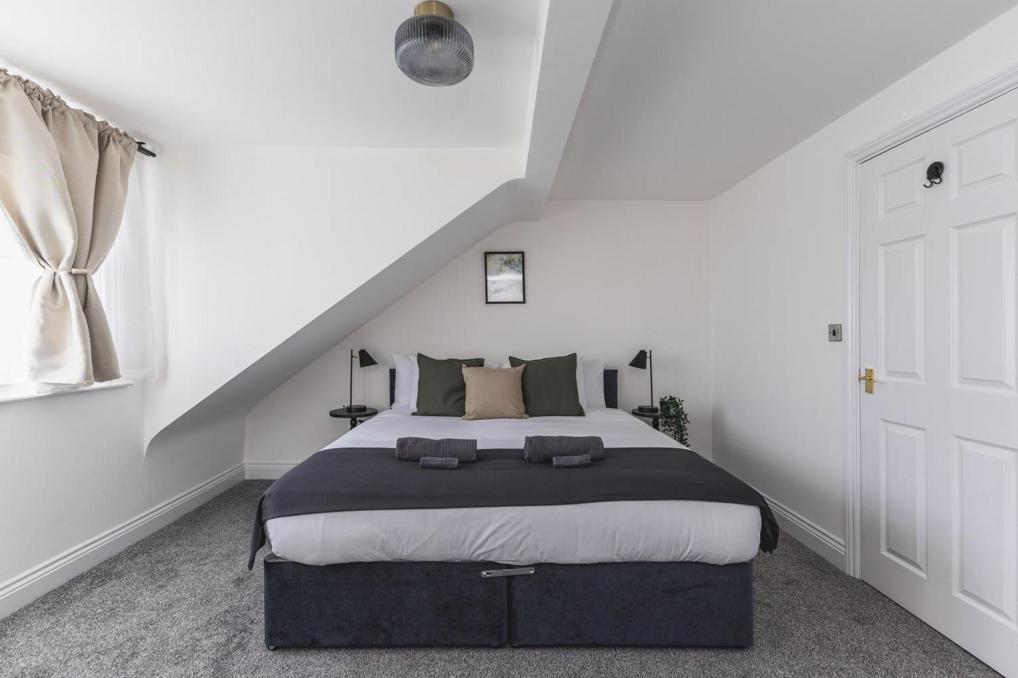 Arte Stays: Spacious Garden House In Stratford With Free Parking Holiday home *