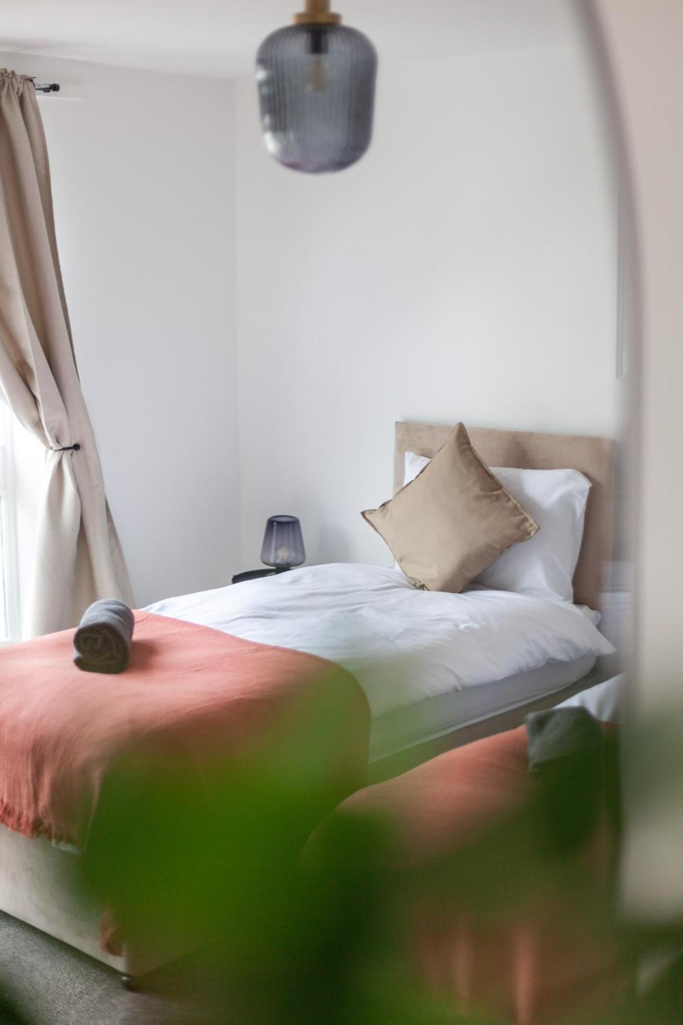 Holiday home Arte Stays: Spacious Garden House In Stratford With Free Parking *
