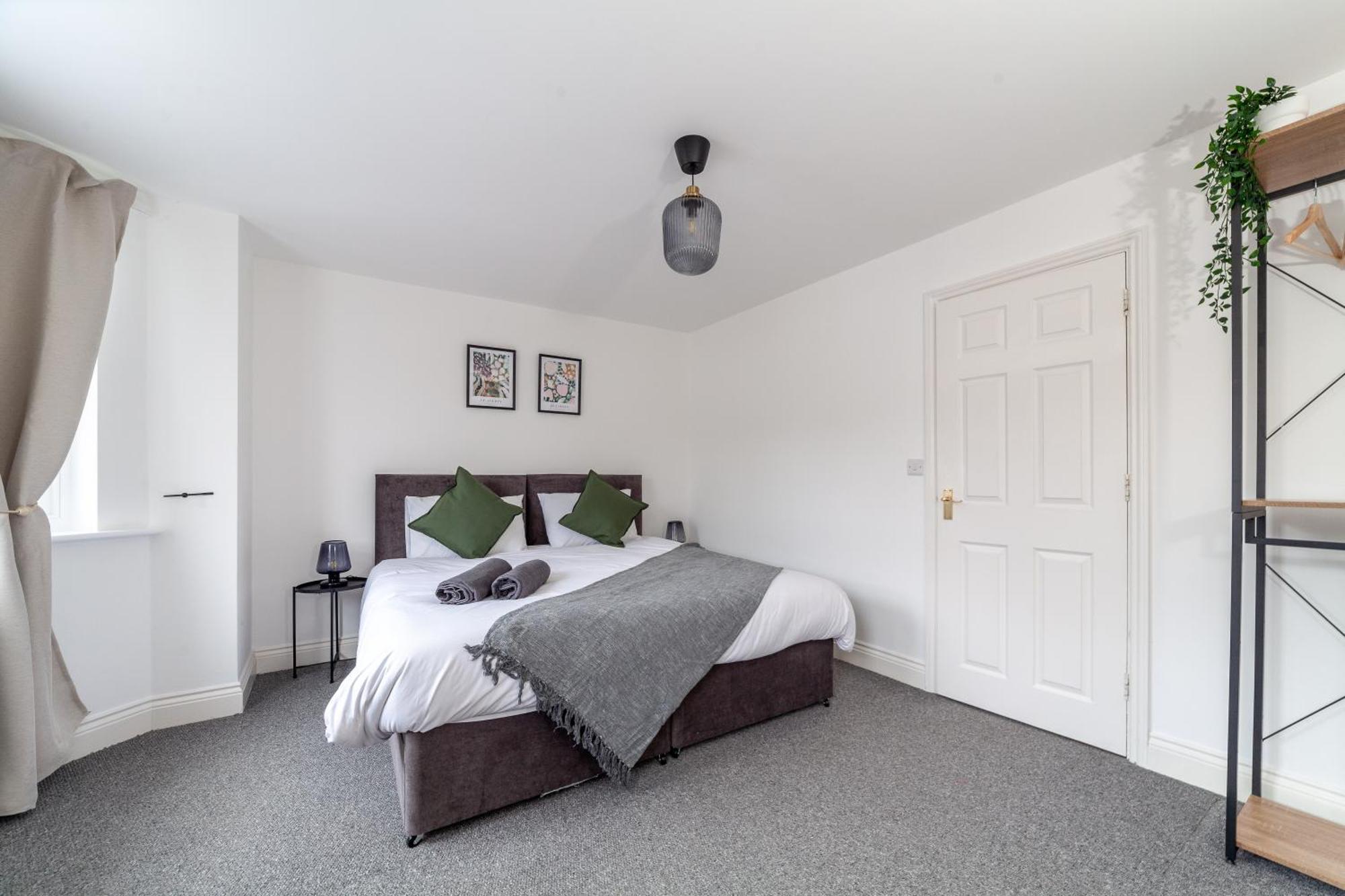 Arte Stays: Spacious Garden House In Stratford With Free Parking