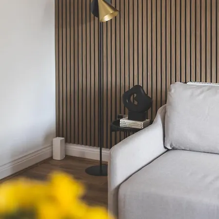 Arte Stays: Spacious Garden House in Stratford with Free Parking London Exterior photo
