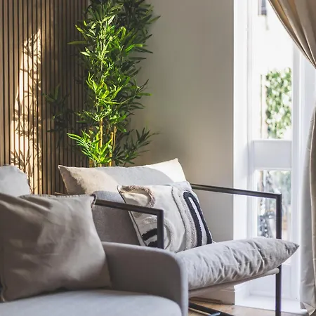 Arte Stays: Spacious Garden House in Stratford with Free Parking London Exterior photo